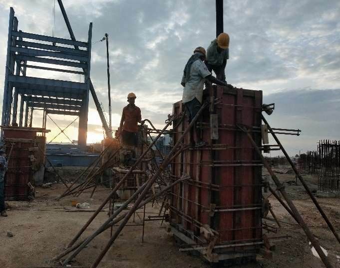 Column shuttering