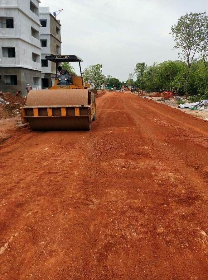 Compacting the formation