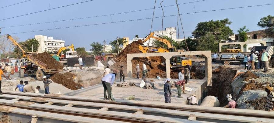 Project Management Services — Sthirn Projects on site