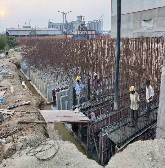 Retaining wall reinforcement